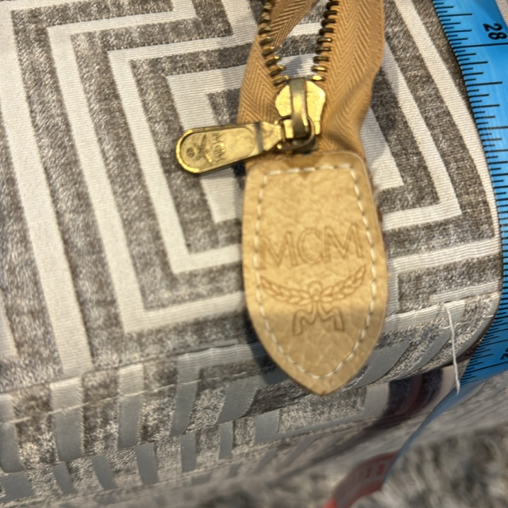 MCM Pre loved in great condition shoulder/ Crossbody Bag with top zipper. - Picture 12 of 17